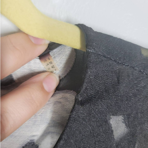 Elie Tahari Round Neck Sleeveless Lace Leaf Pattern Overlay Top Size 6 Black - Picture 4 of 4